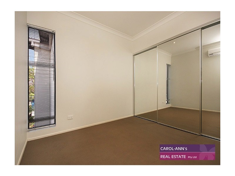 3/8 Cambridge Street, Bulimba QLD 4171