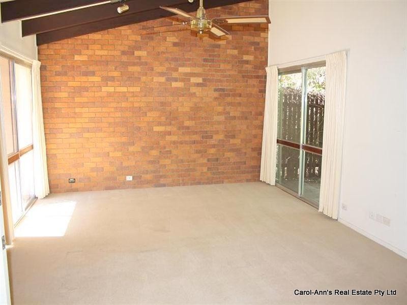 26 Gubberley Street, Kenmore QLD 4069