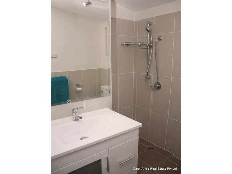 26 Gubberley Street, Kenmore QLD 4069