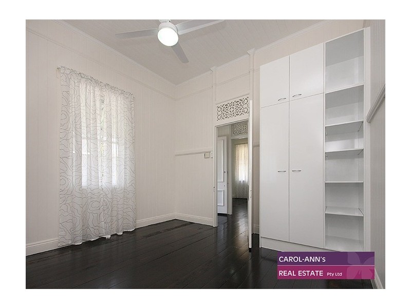 17 Albert Street, Woolloongabba QLD 4102