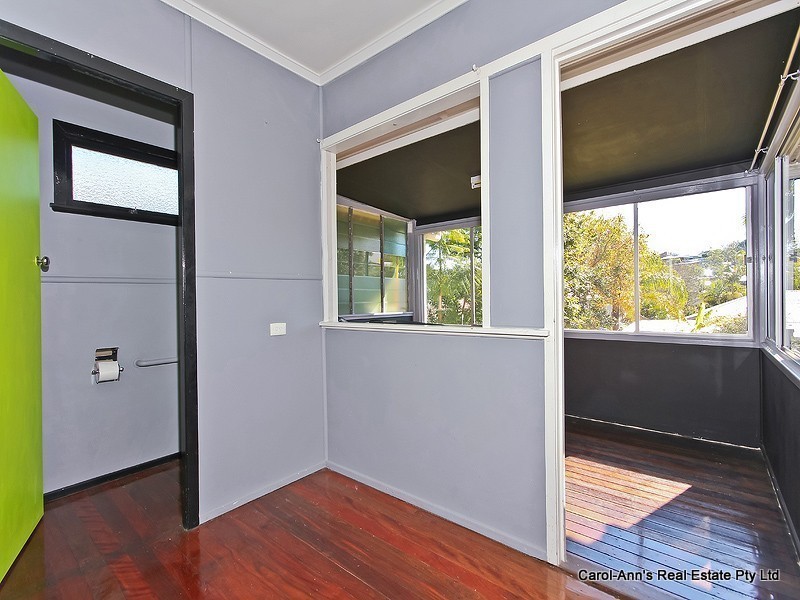 140 Macrossan Avenue, Norman Park QLD 4170