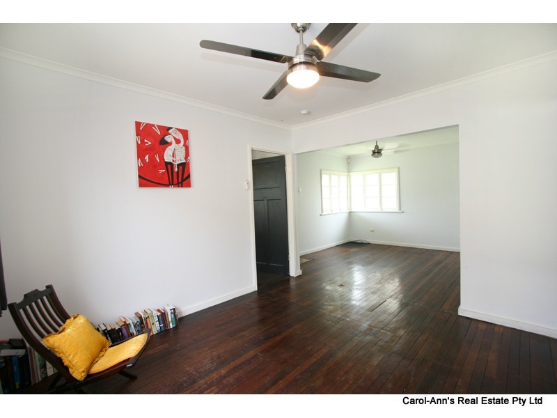 140 Macrossan Avenue, Norman Park QLD 4170