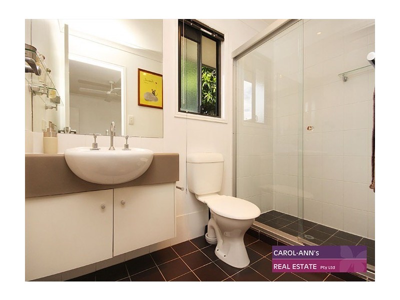 3/301 Hawthorne Rd, Hawthorne QLD 4171