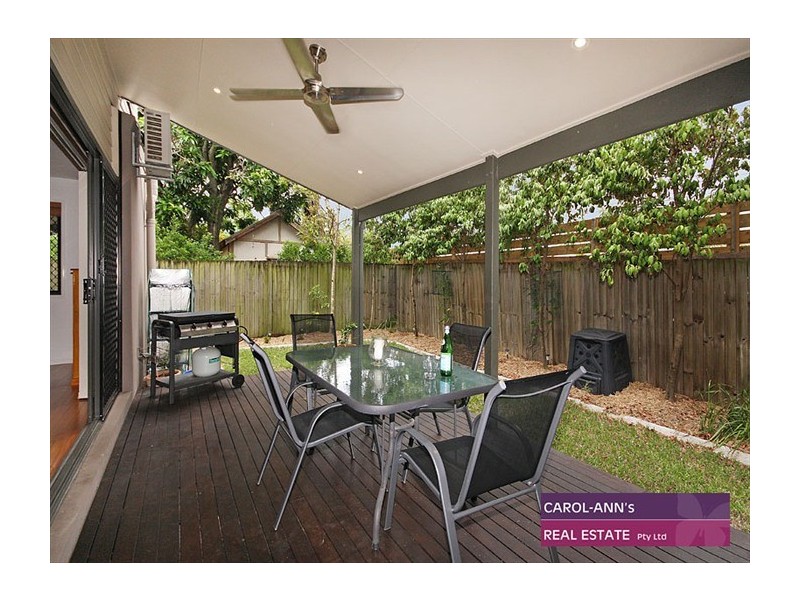 3/301 Hawthorne Rd, Hawthorne QLD 4171