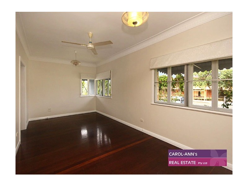 141 Burn Street, Camp Hill QLD 4152
