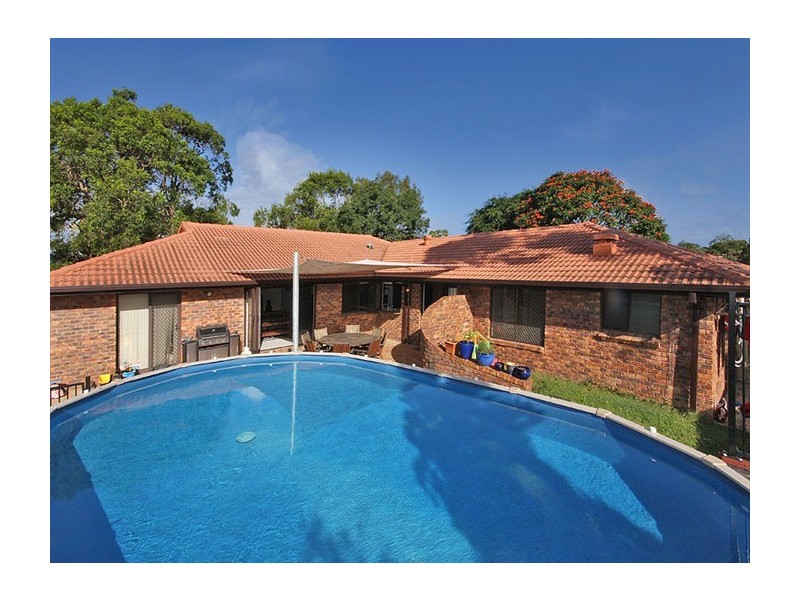 5 Baguette St, Carina QLD 4152
