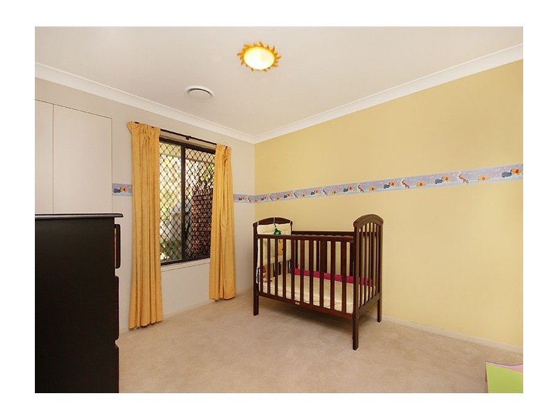 5 Baguette St, Carina QLD 4152