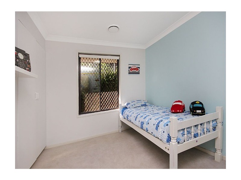 5 Baguette St, Carina QLD 4152