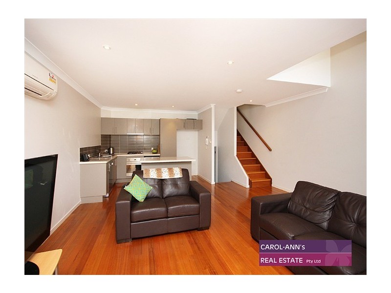 2/16 Agnes Street, Morningside QLD 4170