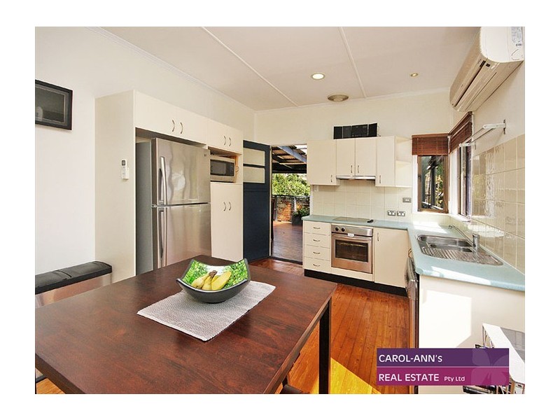 16 Servius Avenue, Seven Hills QLD 4170