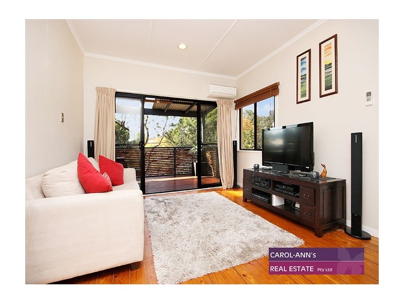 16 Servius Avenue, Seven Hills QLD 4170