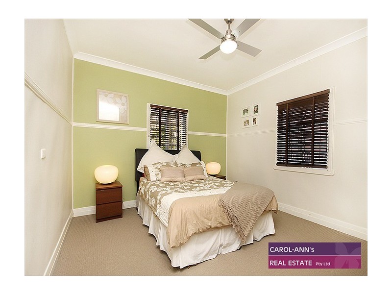 23 Duke Street, Cannon Hill QLD 4170