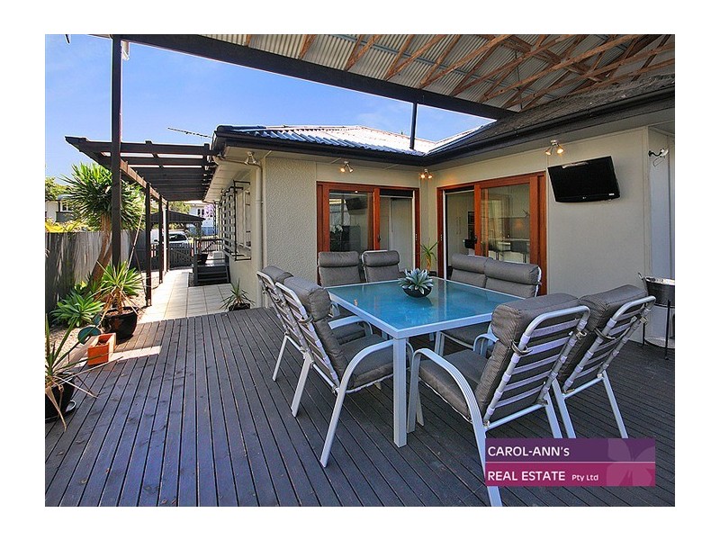 23 Duke Street, Cannon Hill QLD 4170