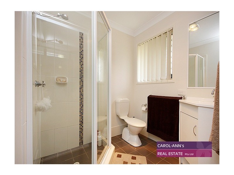 52 Wirra Circuit, Wynnum West QLD 4178