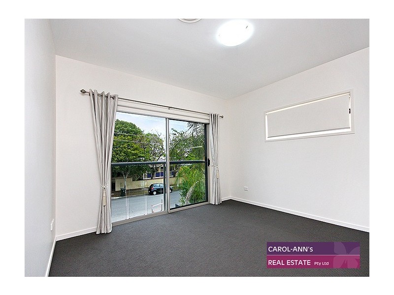 5 Barton Road, Balmoral QLD 4171