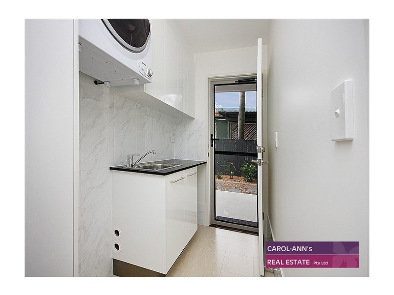 5 Barton Road, Balmoral QLD 4171