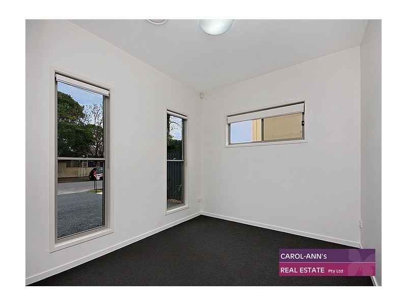 5 Barton Road, Balmoral QLD 4171