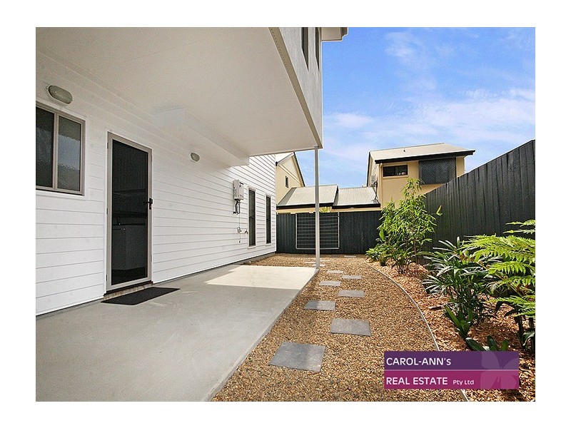 5 Barton Road, Balmoral QLD 4171