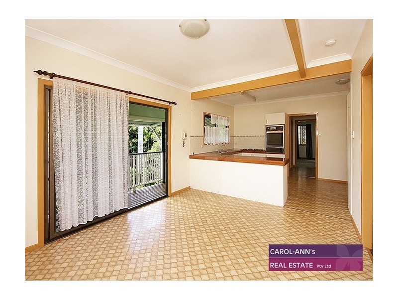 34 Montrose Parade, Wynnum West QLD 4178