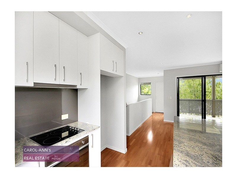 2/16 Carntyne Street, Morningside QLD 4170