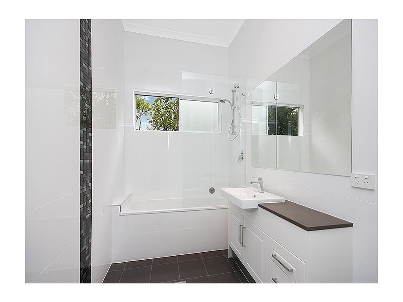 1/23a Marian Street, Coorparoo QLD 4151