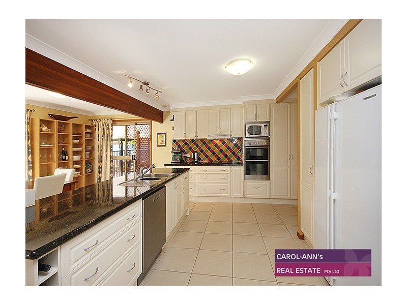 12 Laglan Street, Carindale QLD 4152