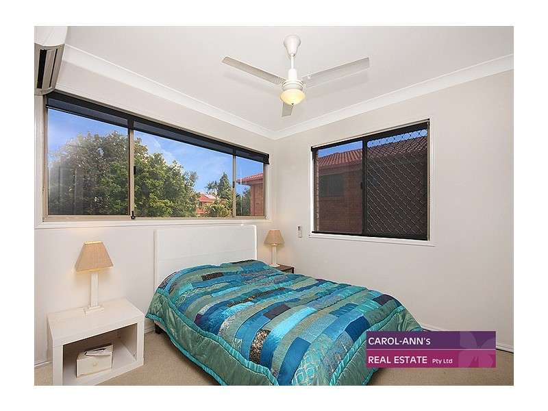 12 Laglan Street, Carindale QLD 4152