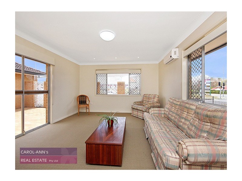 4 Woodsiana Street, Robertson QLD 4109