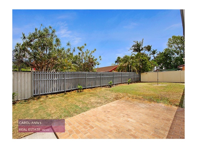 4 Woodsiana Street, Robertson QLD 4109