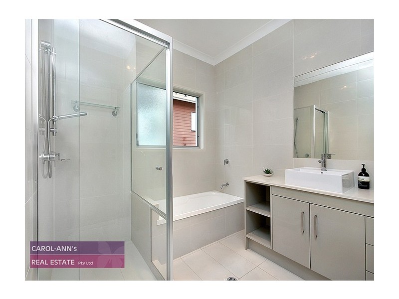 10 Sphinx St, Balmoral QLD 4171