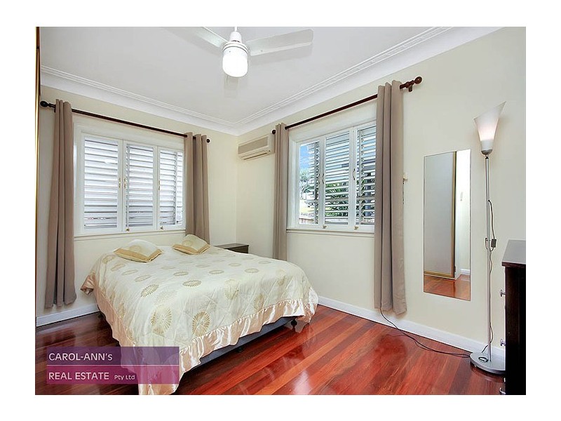 96 Thynne Avenue, Norman Park QLD 4170