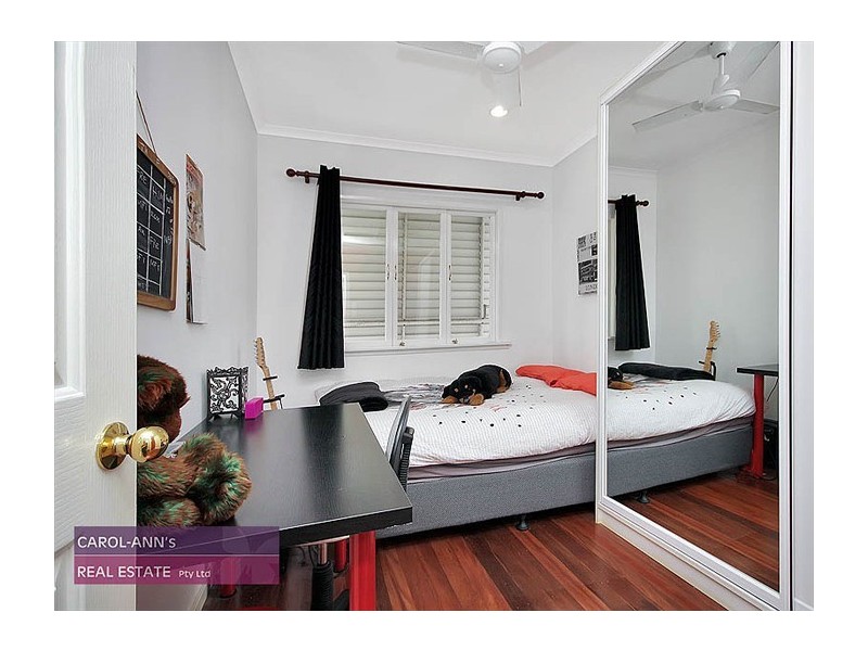 96 Thynne Avenue, Norman Park QLD 4170