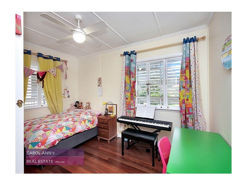 96 Thynne Avenue, Norman Park QLD 4170