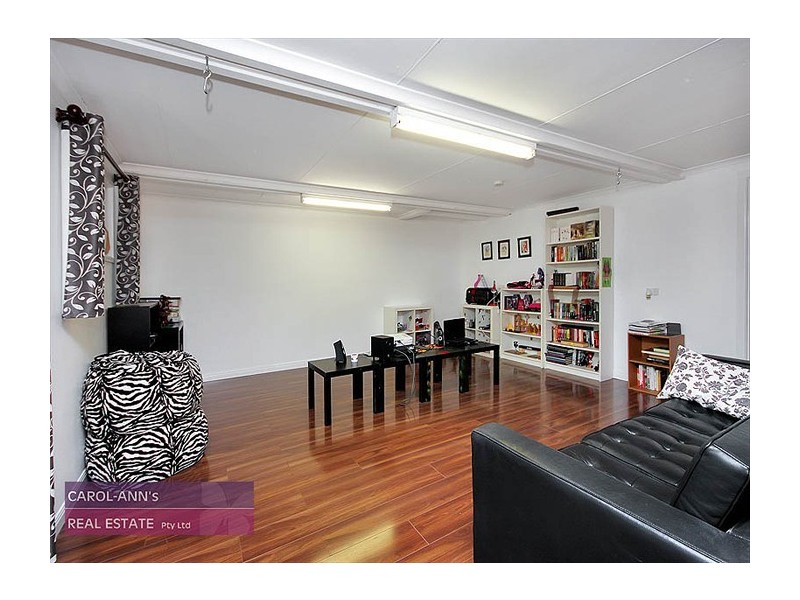 96 Thynne Avenue, Norman Park QLD 4170