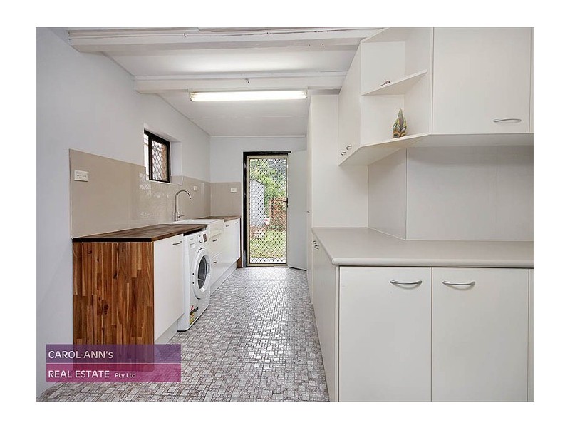 96 Thynne Avenue, Norman Park QLD 4170