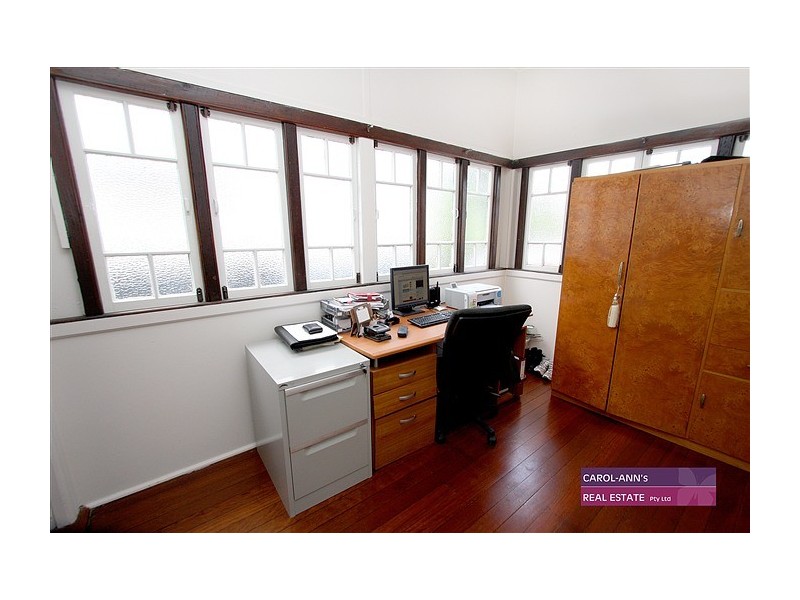 44 Belgrave Street, Balmoral QLD 4171