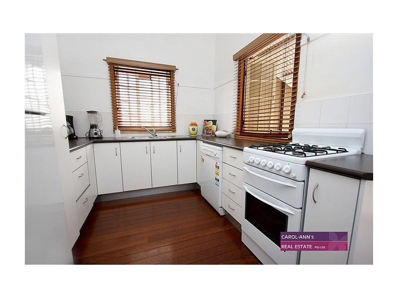 44 Belgrave Street, Balmoral QLD 4171