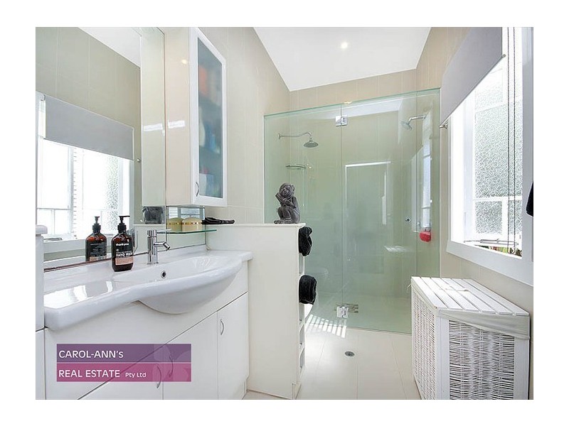 130 Apollo Road, Bulimba QLD 4171