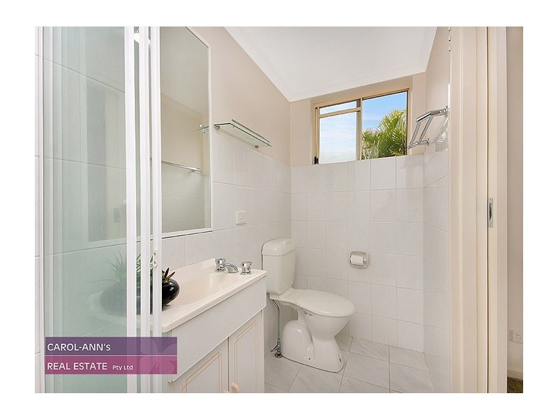 8/98 Pembroke Road, Coorparoo QLD 4151