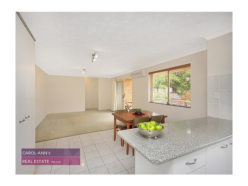 8/98 Pembroke Road, Coorparoo QLD 4151