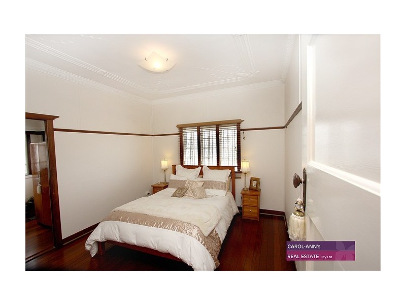 44 Belgrave Street, Balmoral QLD 4171