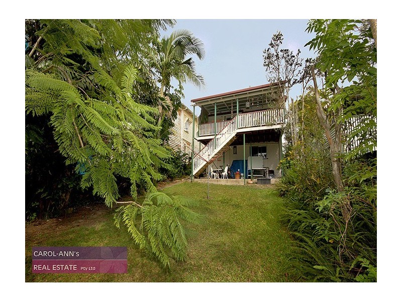 12 Elliot Street, Norman Park QLD 4170