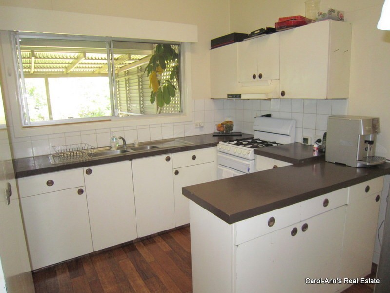 126 Barton Road, Hawthorne QLD 4171
