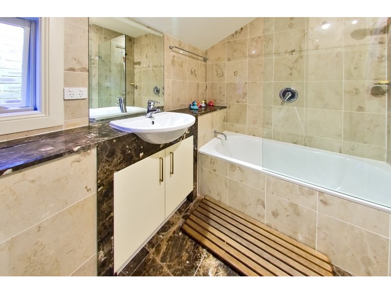 107a Burlington Street, Crows Nest NSW 2065