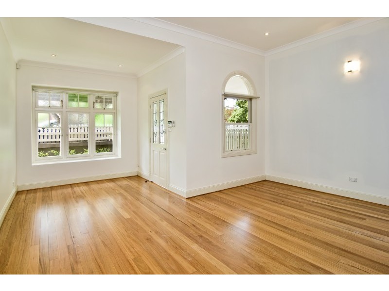 107 Burlington Street, Crows Nest NSW 2065