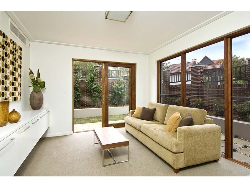 8 Colindia Avenue, Neutral Bay NSW 2089