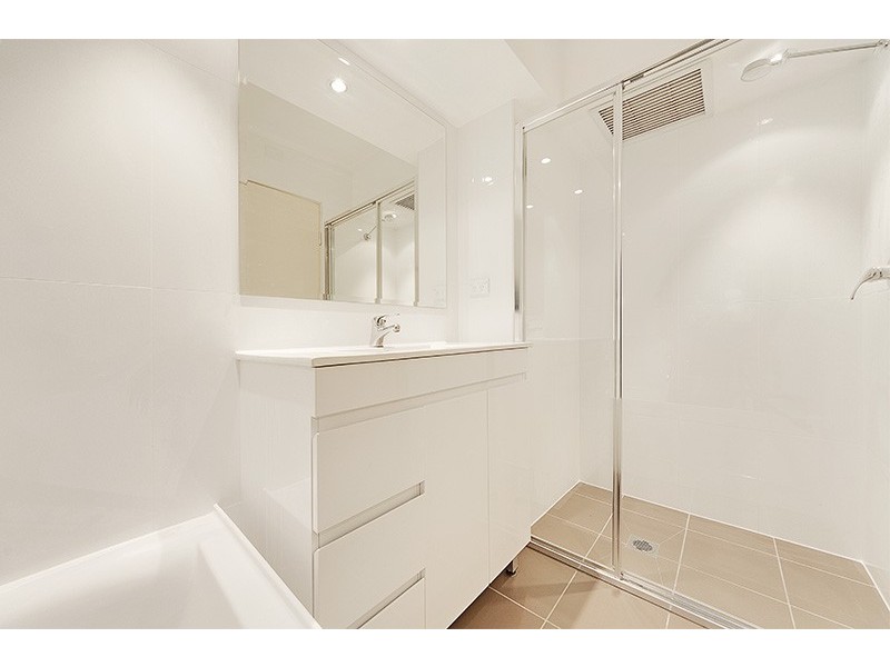 12/150 Ben Boyd Road, Neutral Bay NSW 2089