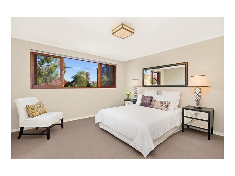 8 Colindia Avenue, Neutral Bay NSW 2089