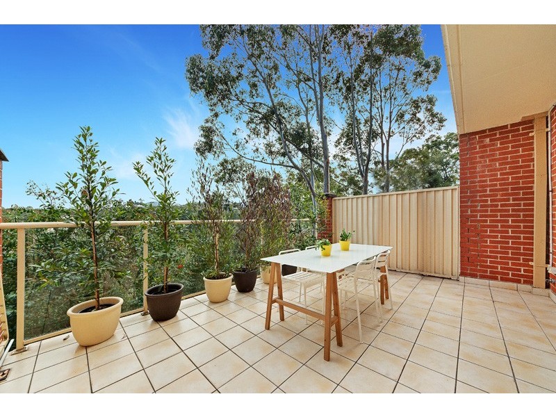 33 Walkers Drive, Lane Cove NSW 2066