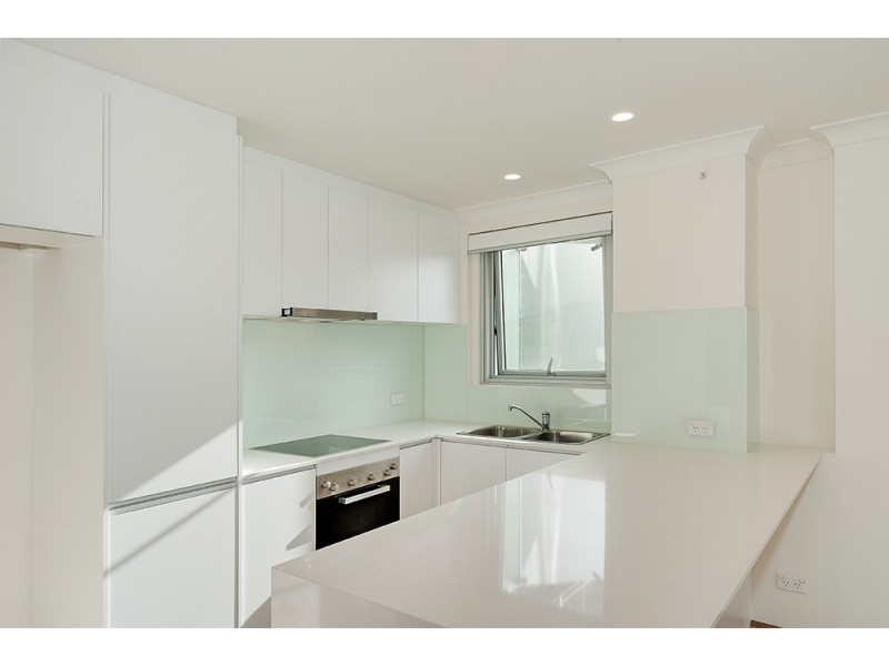 32/21 Elamang Ave, Kirribilli NSW 2061
